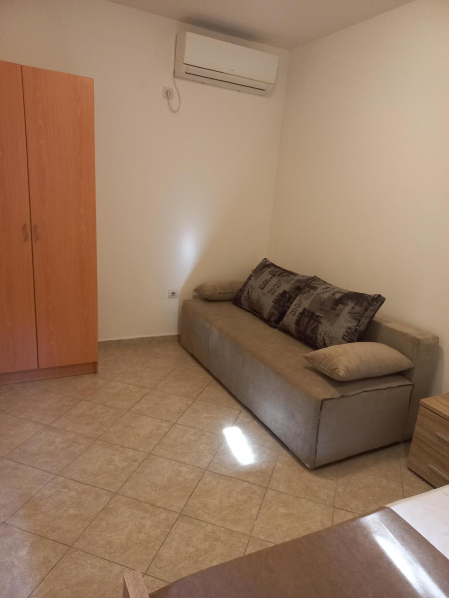 Petkovic Accommodation Tivat Zimmer foto