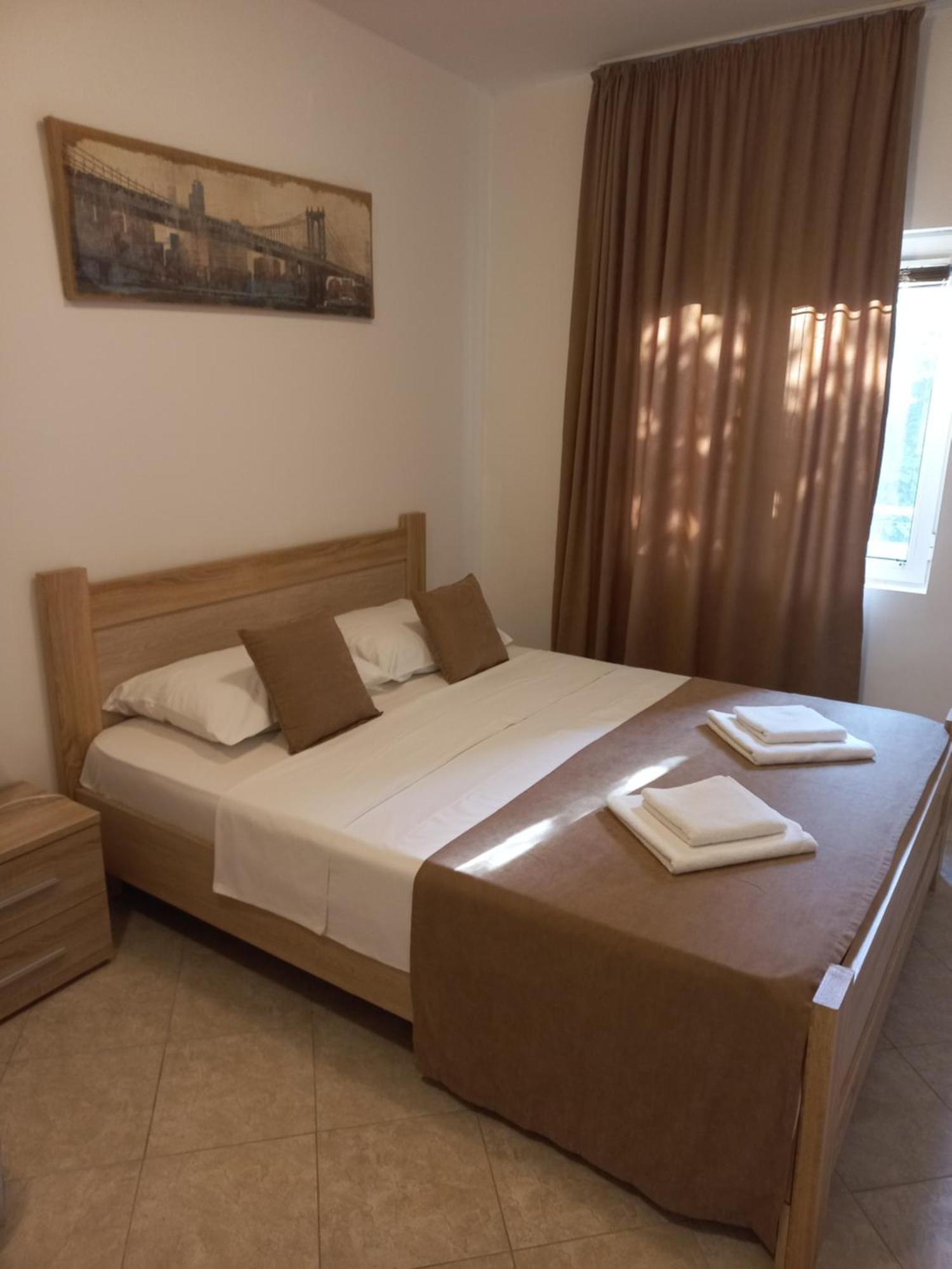 Petkovic Accommodation Tivat Zimmer foto