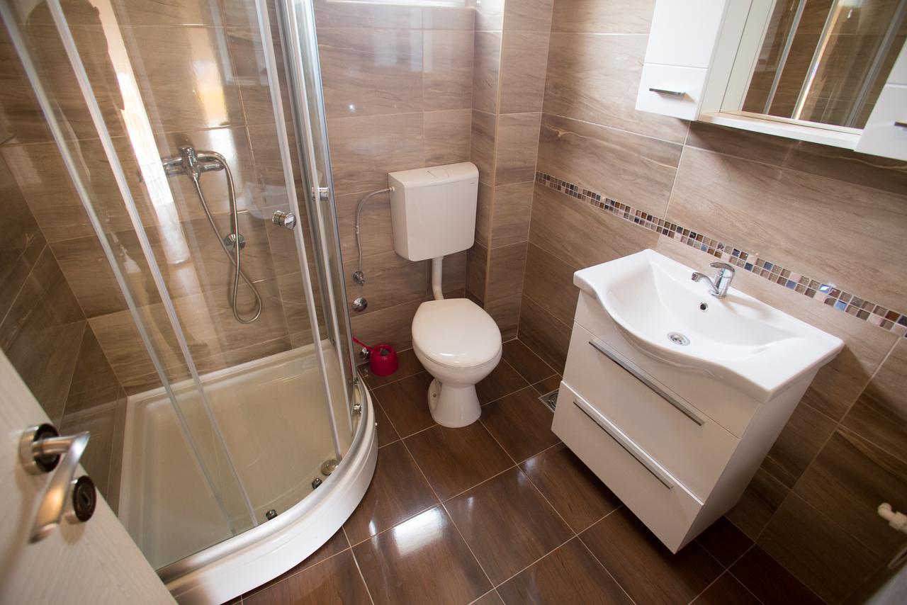 Petkovic Accommodation Tivat Exterior foto