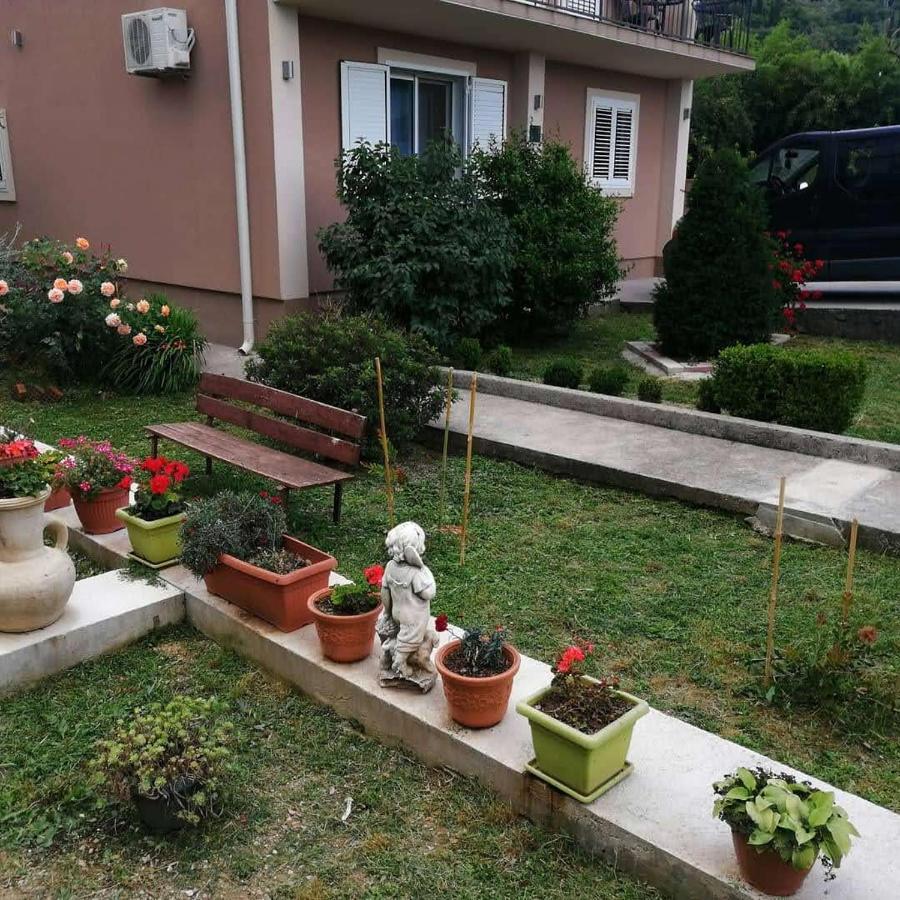 Petkovic Accommodation Tivat Exterior foto
